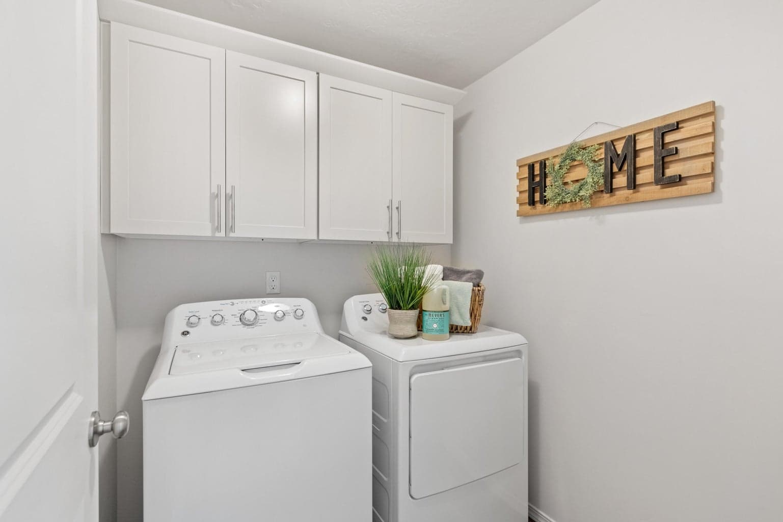 Photo of 3274 10th 4 of 6