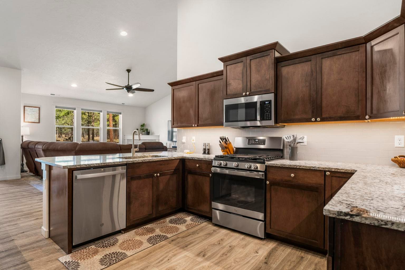 Photo of 70177 Sorrell Drive 17 of 41
