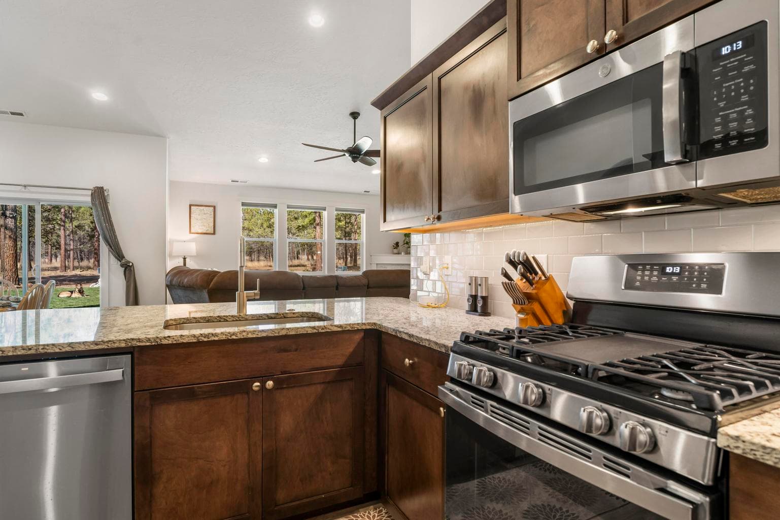 Photo of 70177 Sorrell Drive 16 of 41
