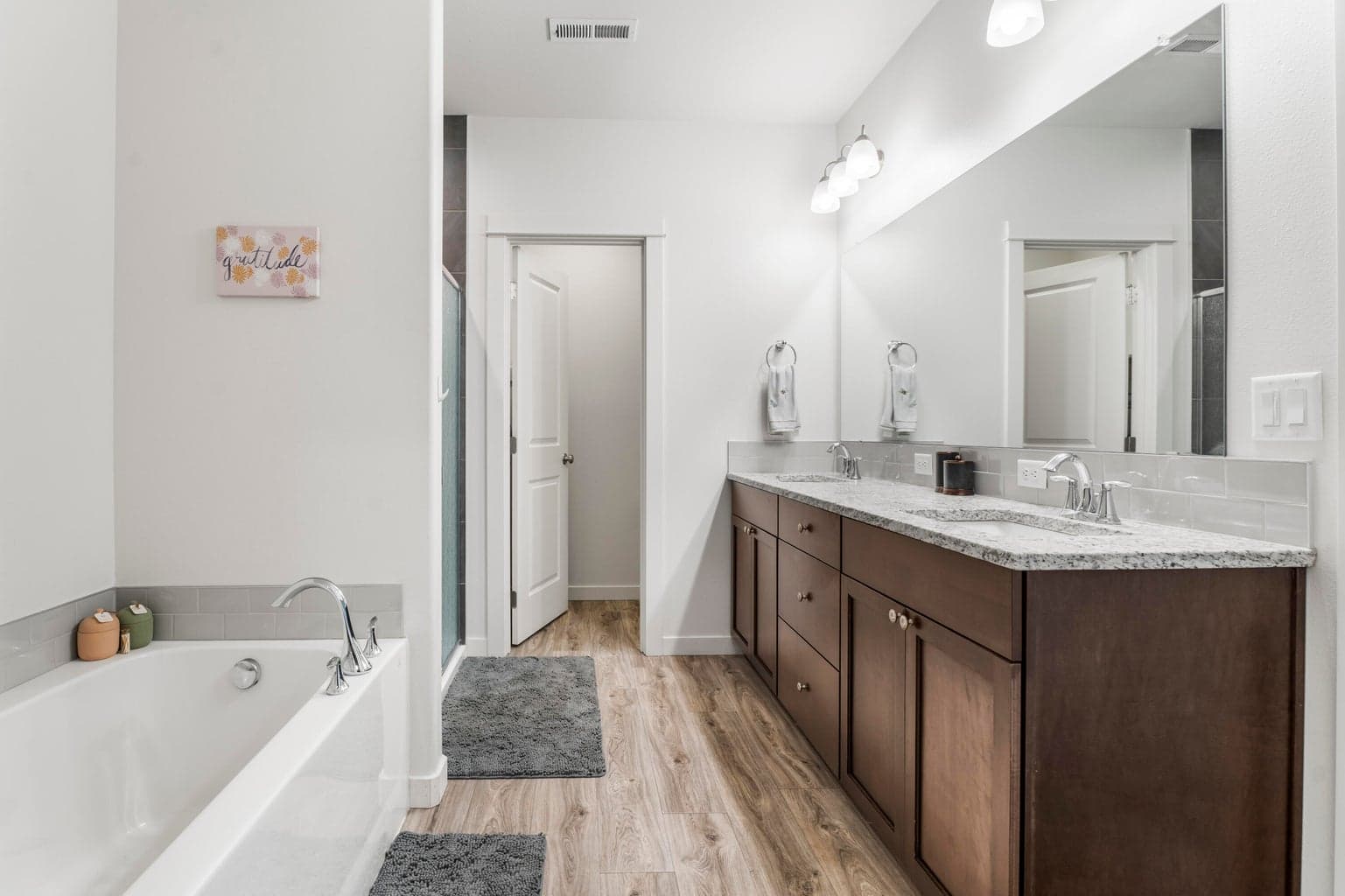 Photo of 70177 Sorrell Drive 26 of 41