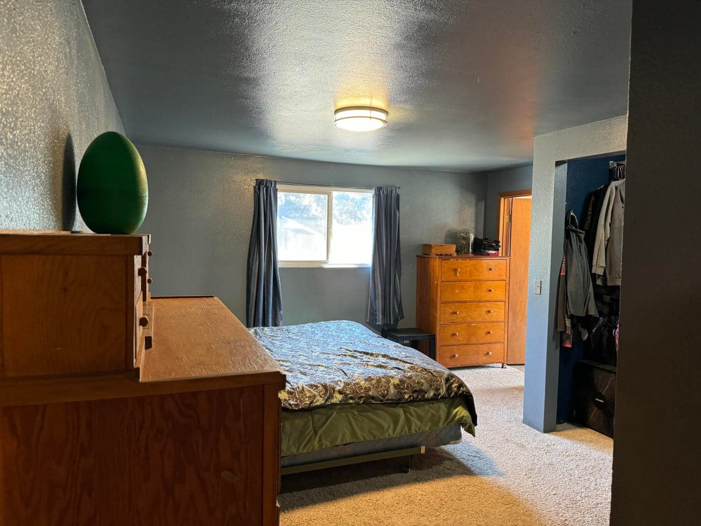 Photo of 15931 Twin Drive 21 of 39