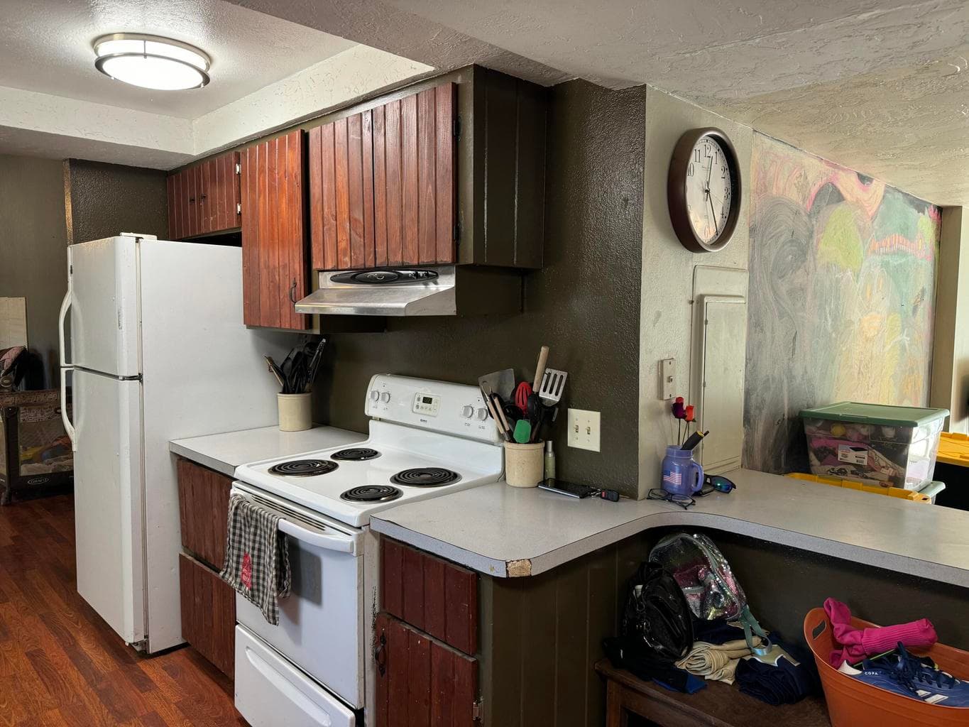 Photo of 15931 Twin Drive 13 of 39