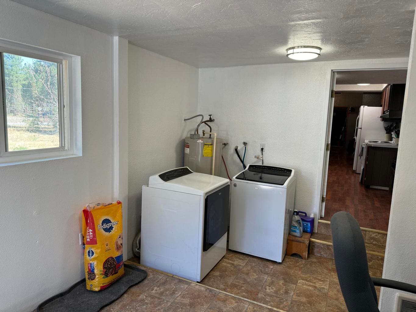 Photo of 15931 Twin Drive 19 of 39
