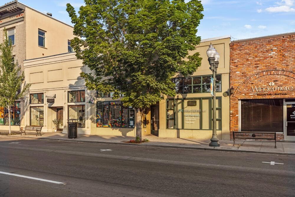 Photo of 513 Main 4 of 65