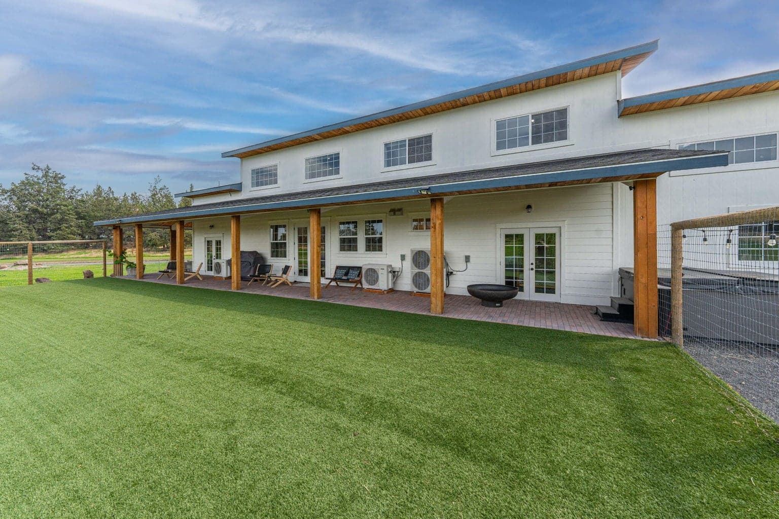 Photo of 2185 SW 55th Street 58 of 82