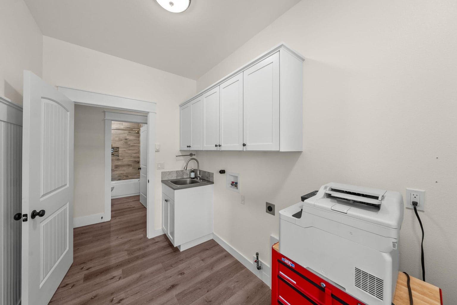 Photo of 2185 SW 55th Street 29 of 82