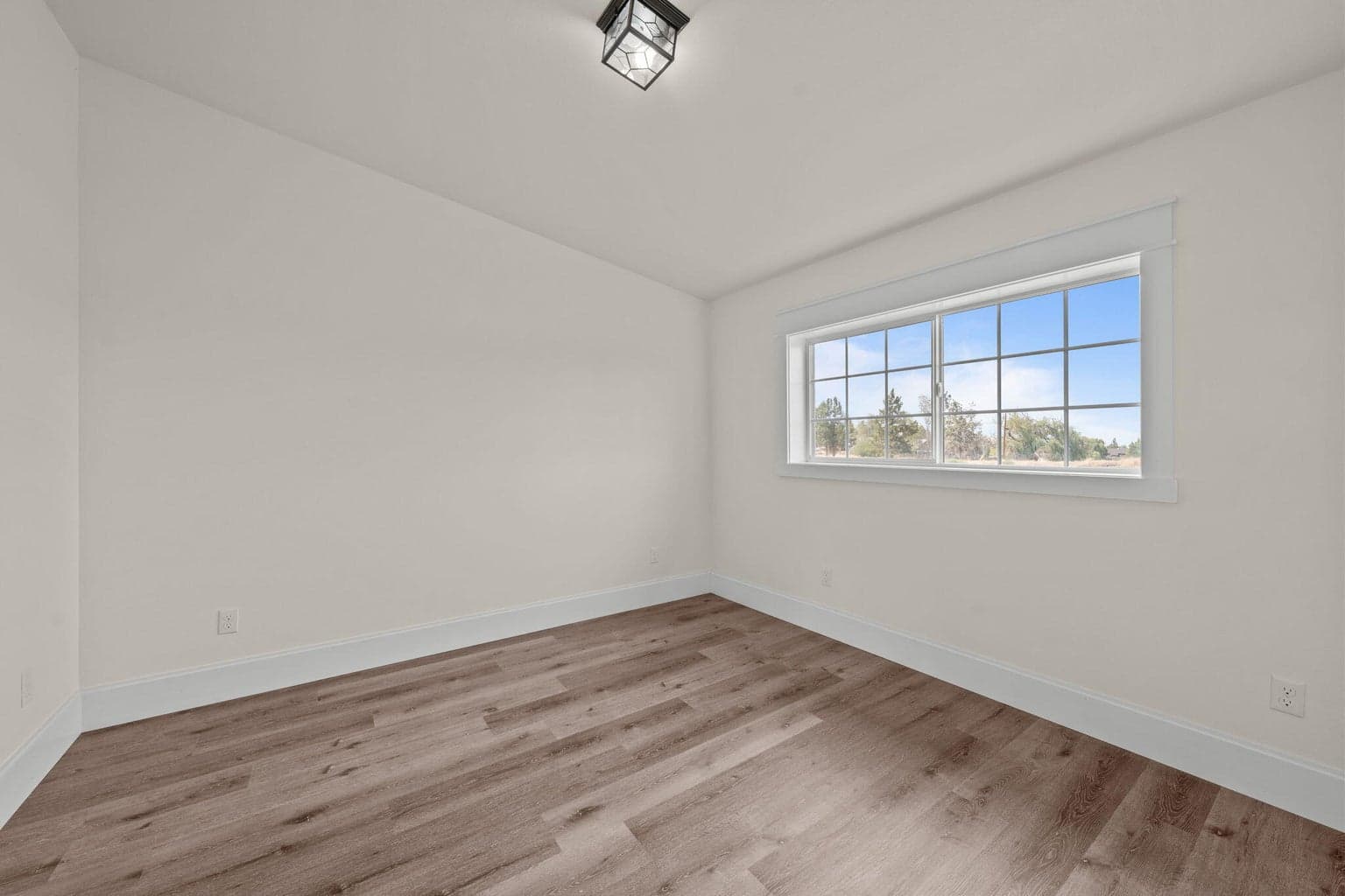 Photo of 2185 SW 55th Street 33 of 82