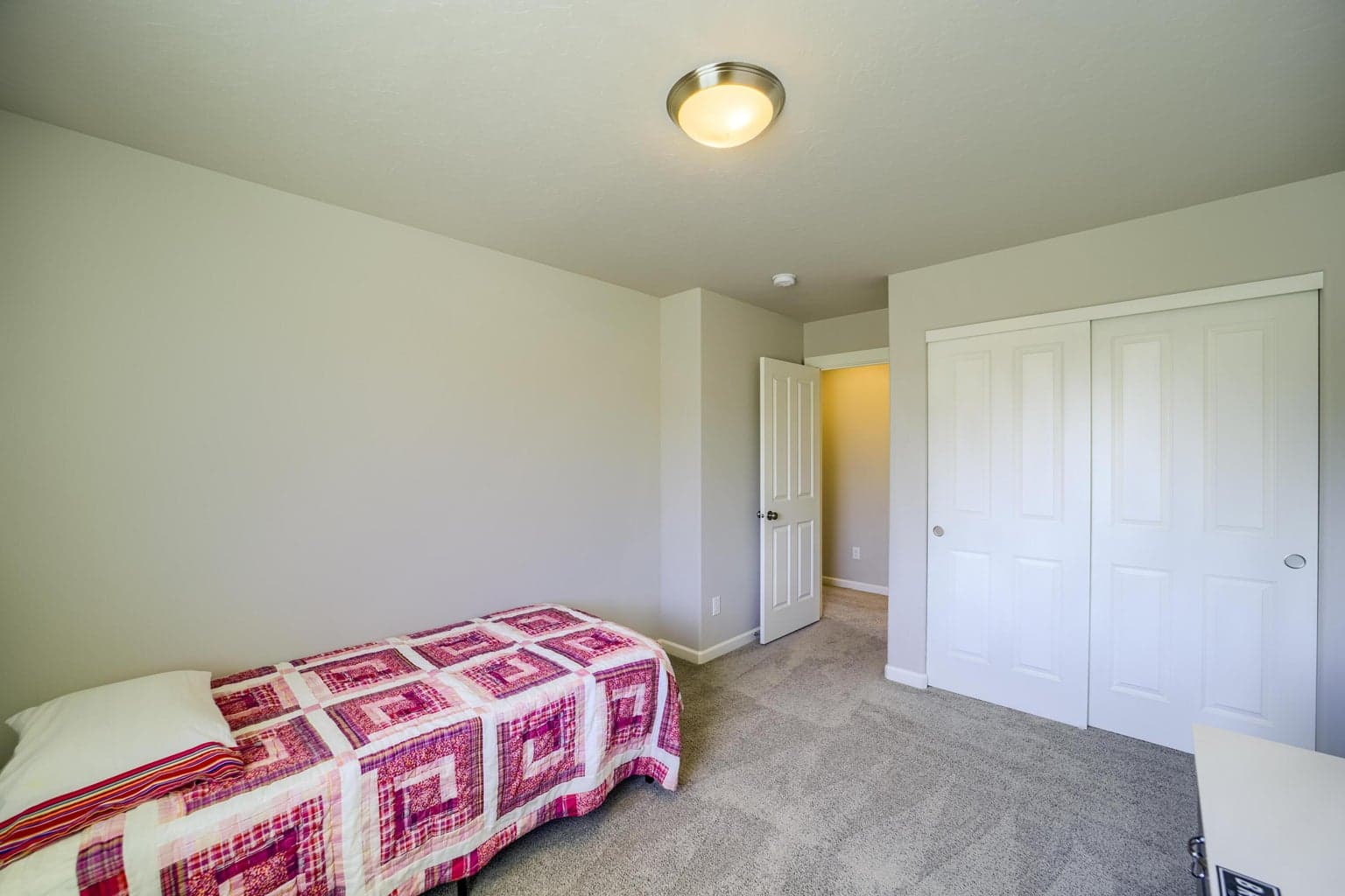 Photo of 190 NW 30th Street 26 of 27