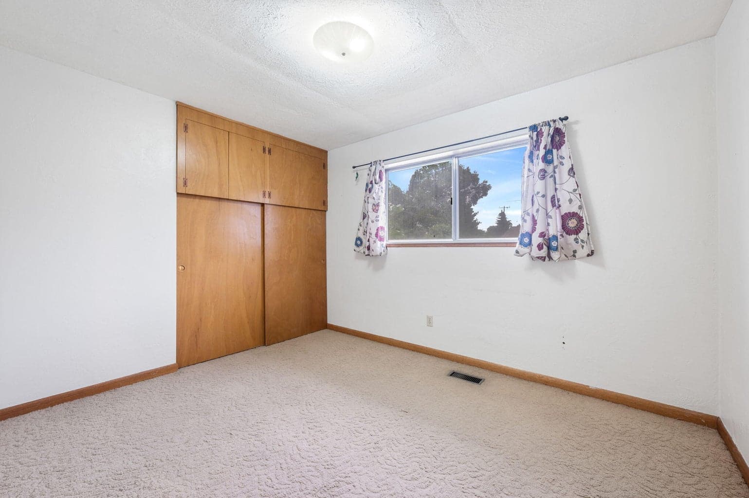 Photo of 1357 SW Indian Avenue 14 of 25
