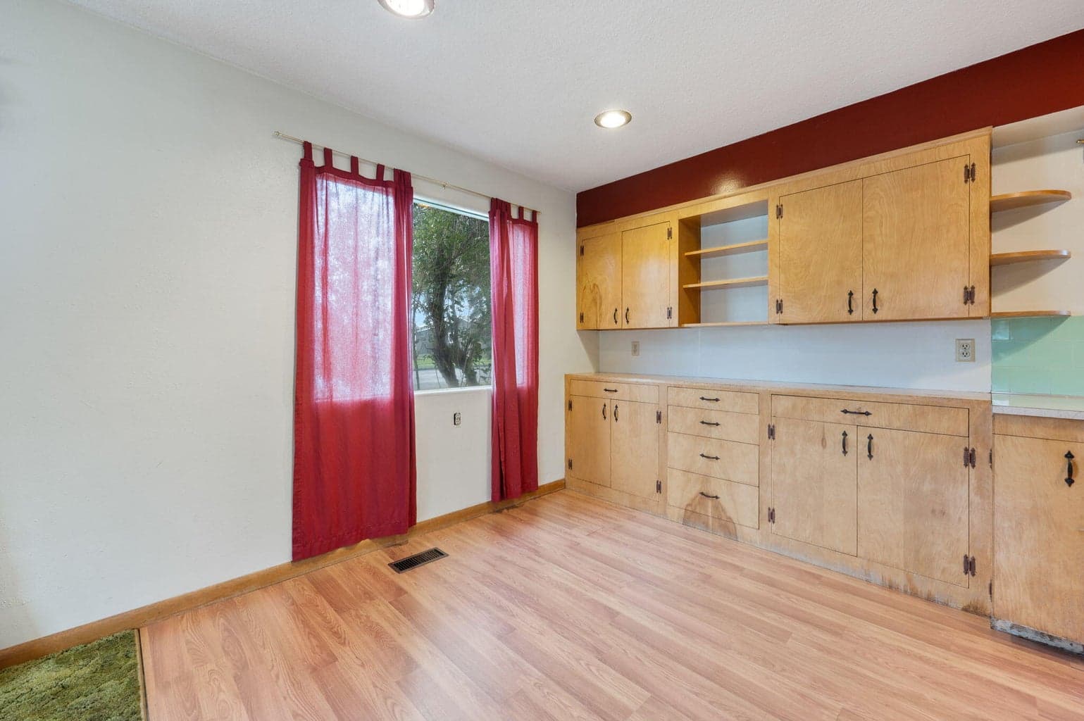 Photo of 1357 SW Indian Avenue 8 of 25