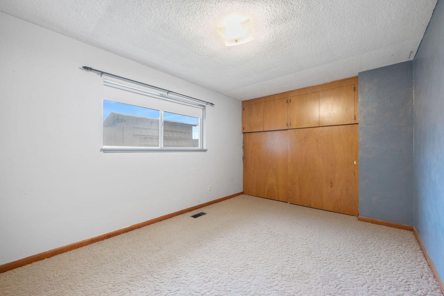 Photo of 1357 SW Indian Avenue 17 of 25