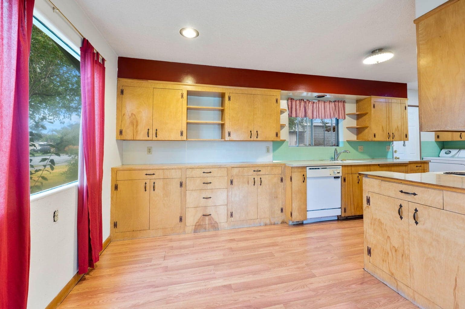 Photo of 1357 SW Indian Avenue 9 of 25