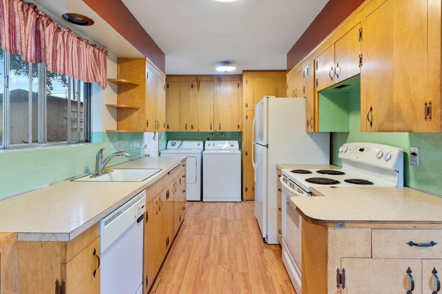 Photo of 1357 SW Indian Avenue 12 of 25