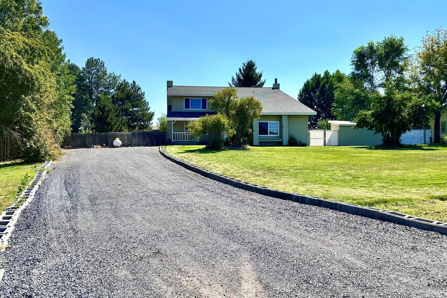 Photo of 2320 Quail Valley 2 of 39