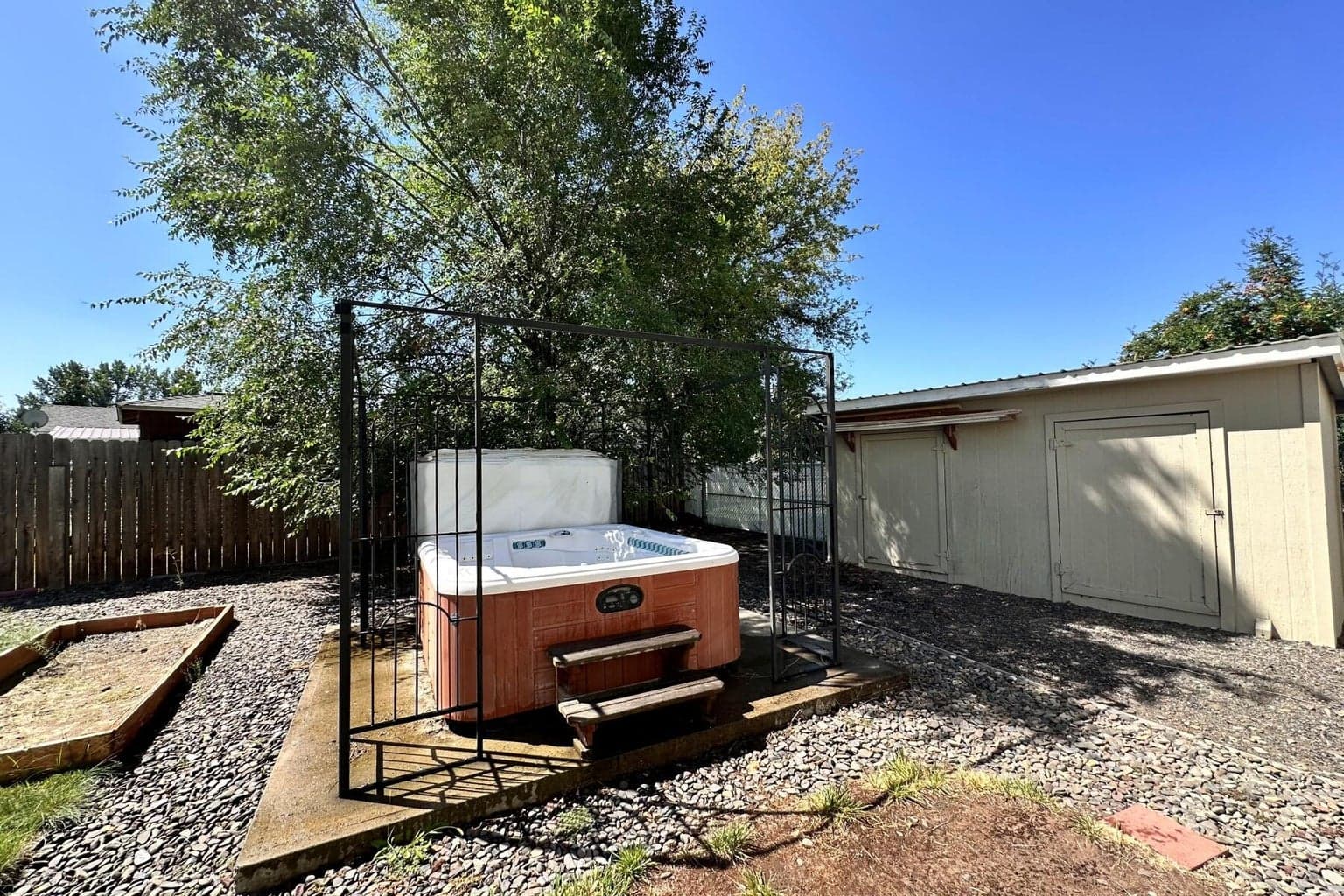 Photo of 2320 NE Quail Valley Lane 39 of 39