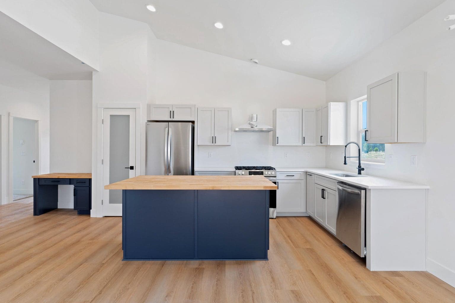 Photo of 51735 Morning Pine Drive 8 of 56