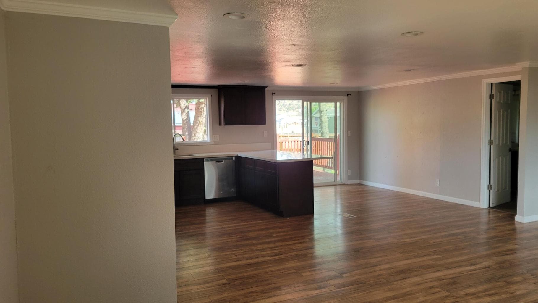 Photo of 5540 Dewitt 4 of 4