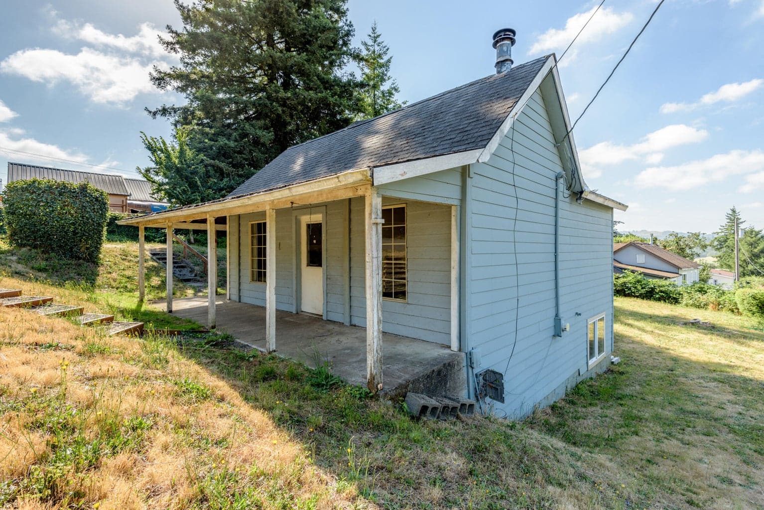 615 6th, Toledo, 97391