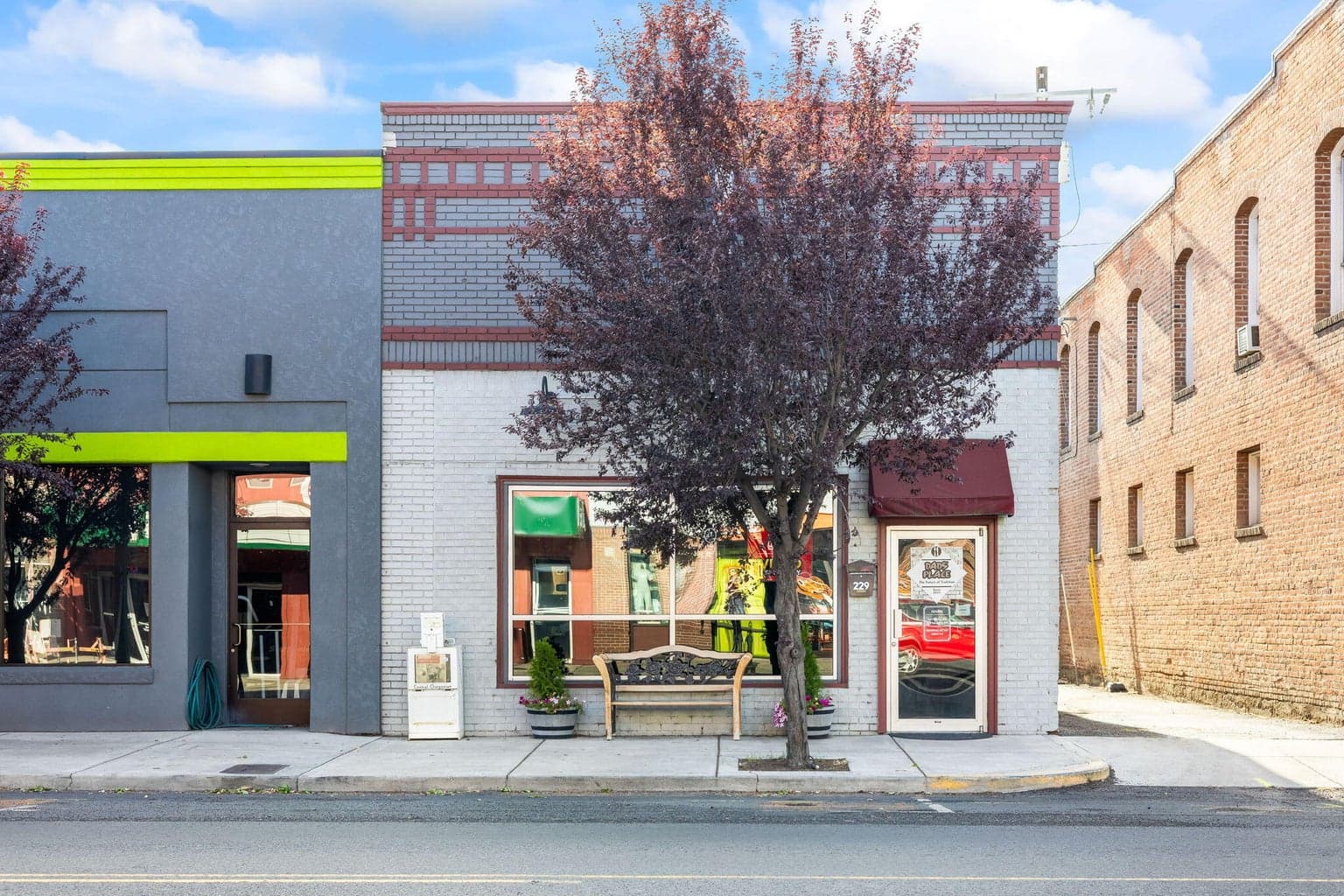 Photo of 229 Main 3 of 29