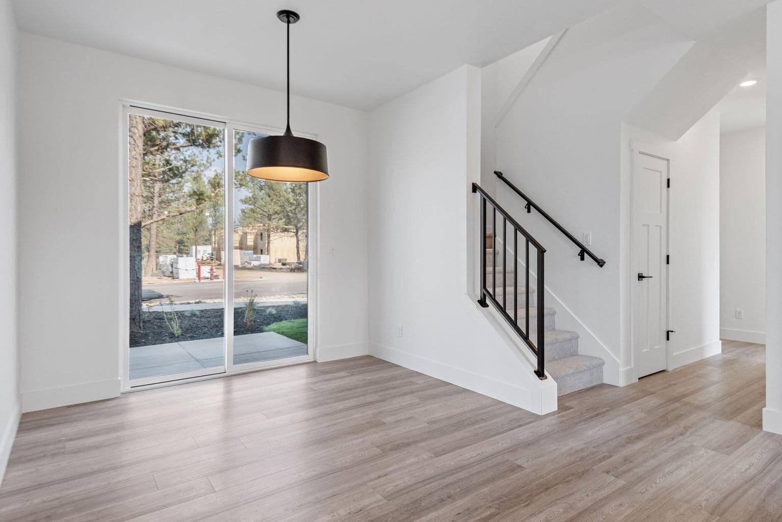 Photo of 955 W Linda Avenue 14 of 31