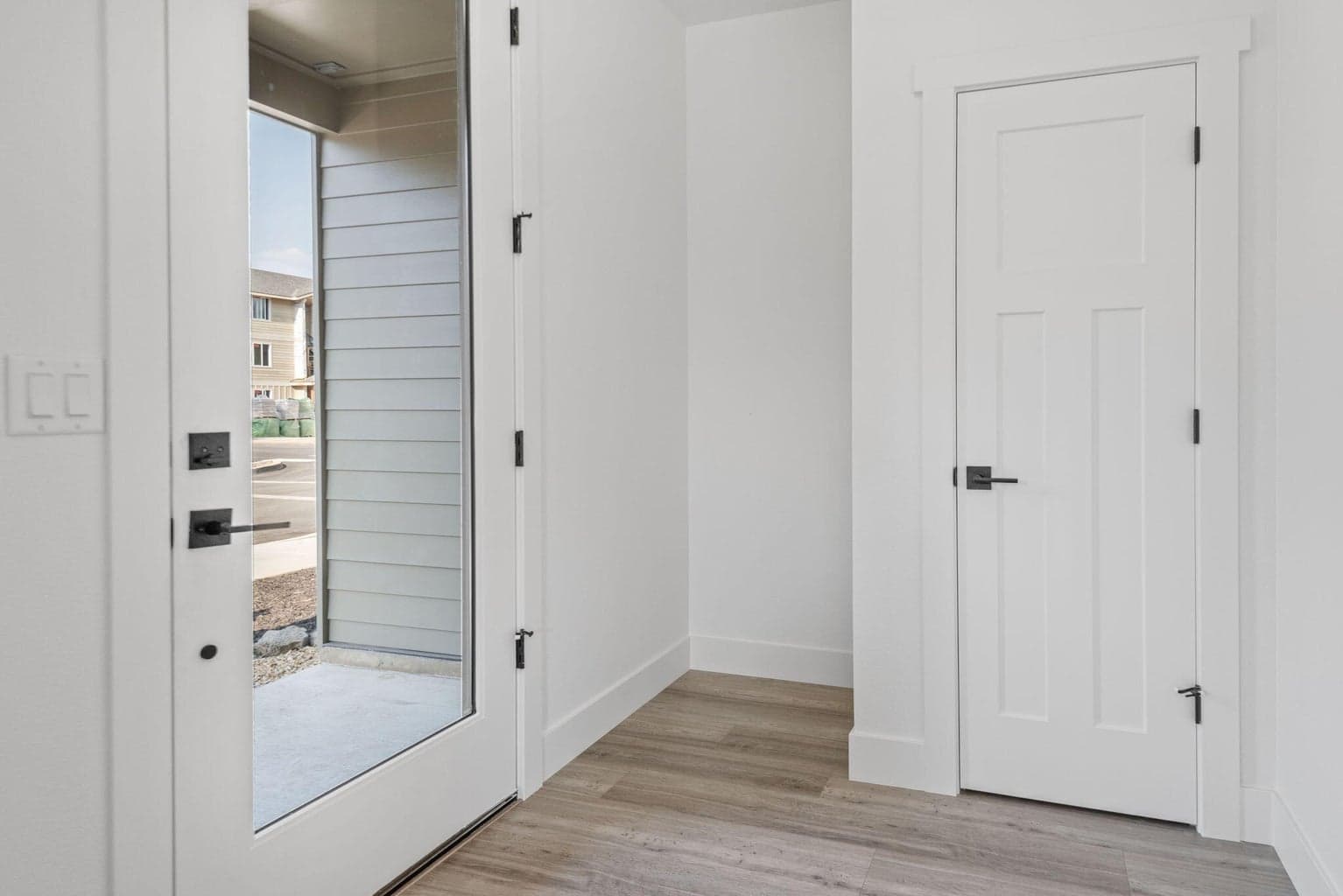 Photo of 955 W Linda Avenue 26 of 31