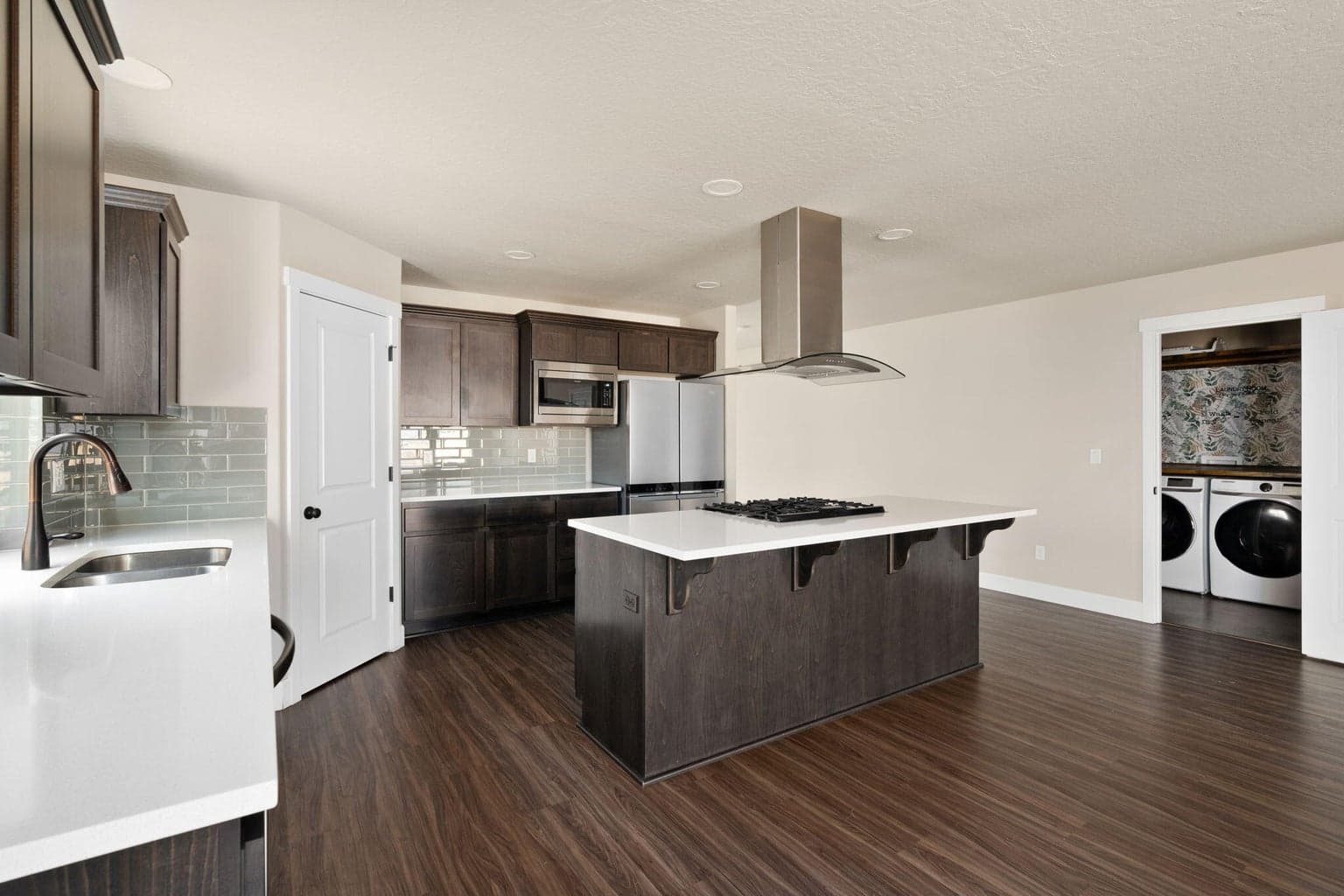 Photo of 2371 NW Teak Avenue 7 of 34