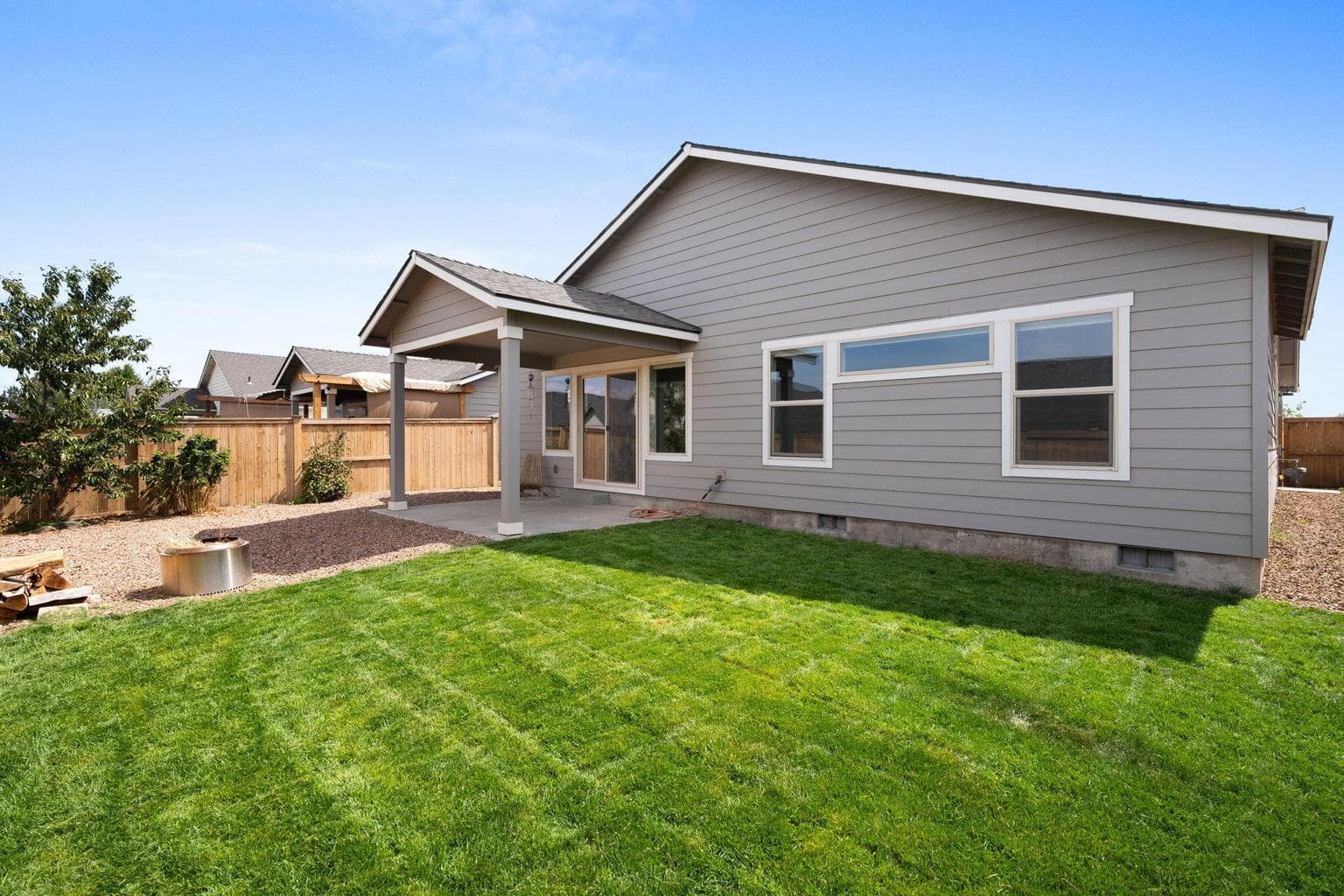 Photo of 2371 NW Teak Avenue 26 of 34