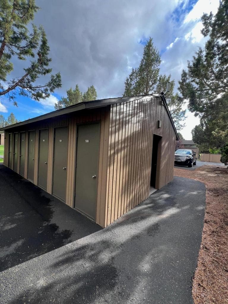 Photo of 1850 Redtail Hawk Drive 36 of 36