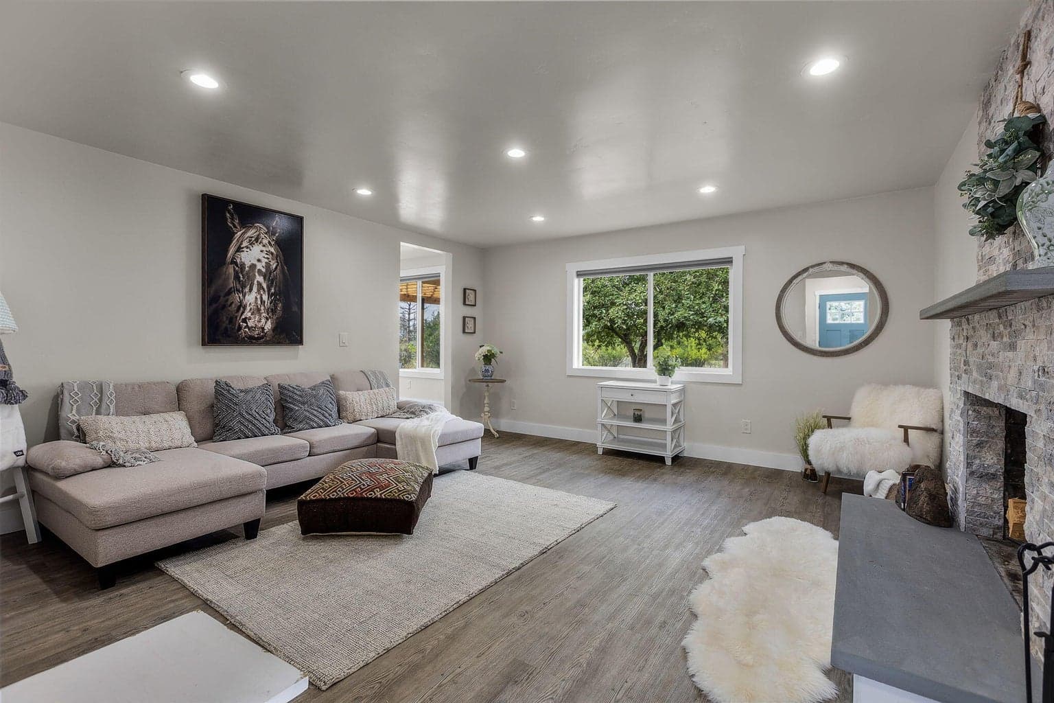 Photo of 5250 SW Metolius Avenue 9 of 85