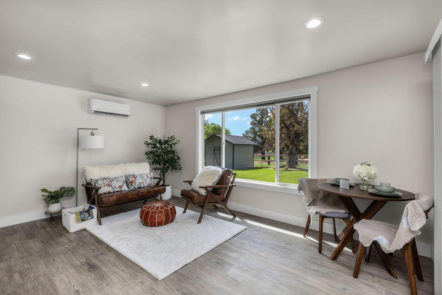Photo of 5250 SW Metolius Avenue 18 of 85