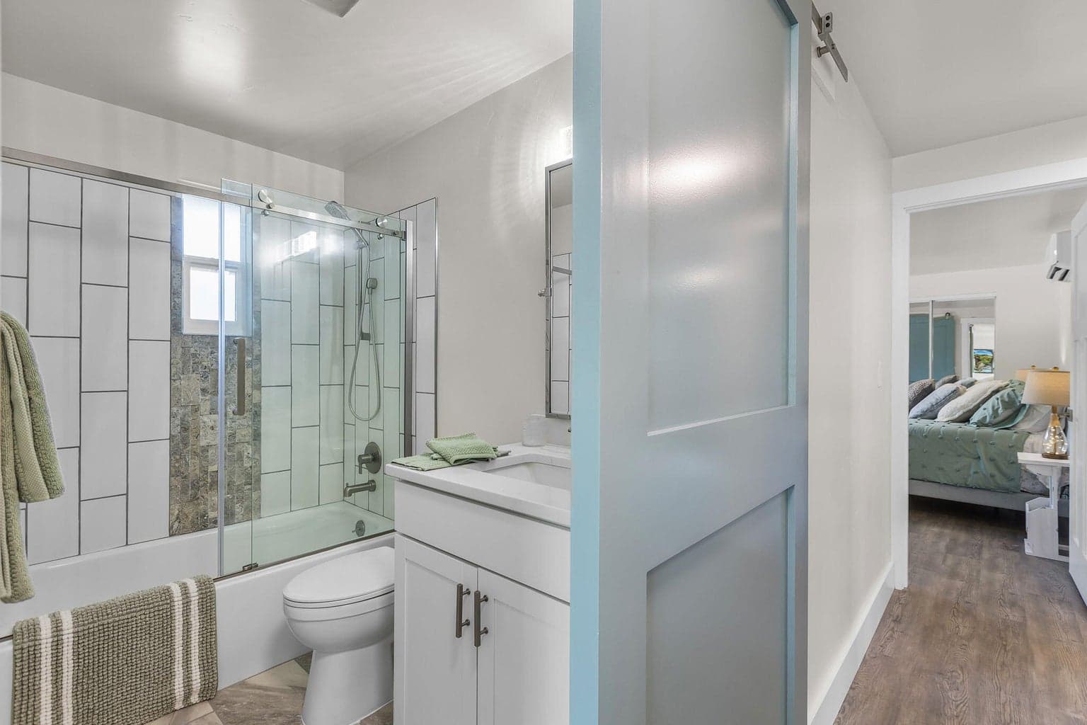 Photo of 5250 SW Metolius Avenue 25 of 85