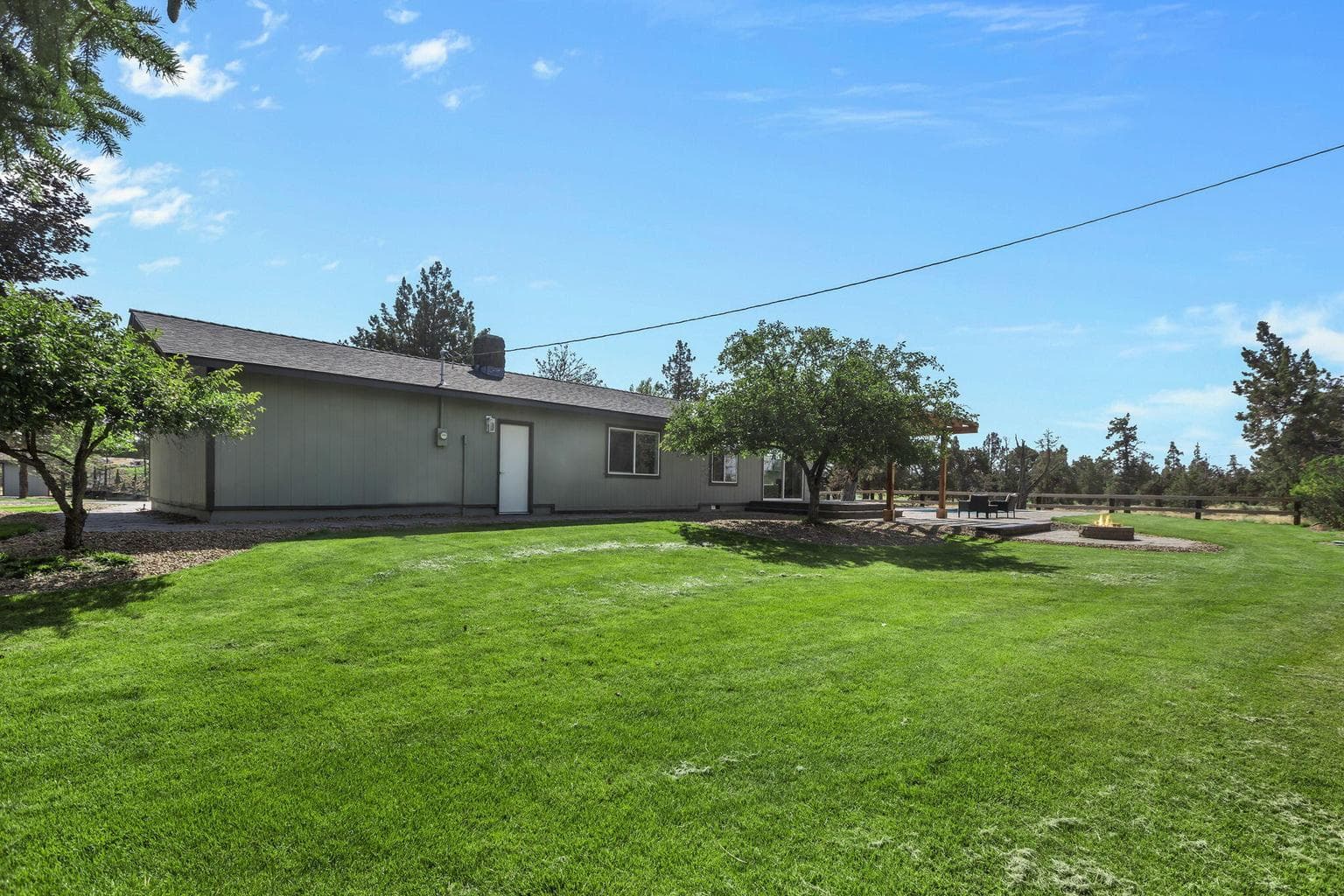 Photo of 5250 SW Metolius Avenue 28 of 85