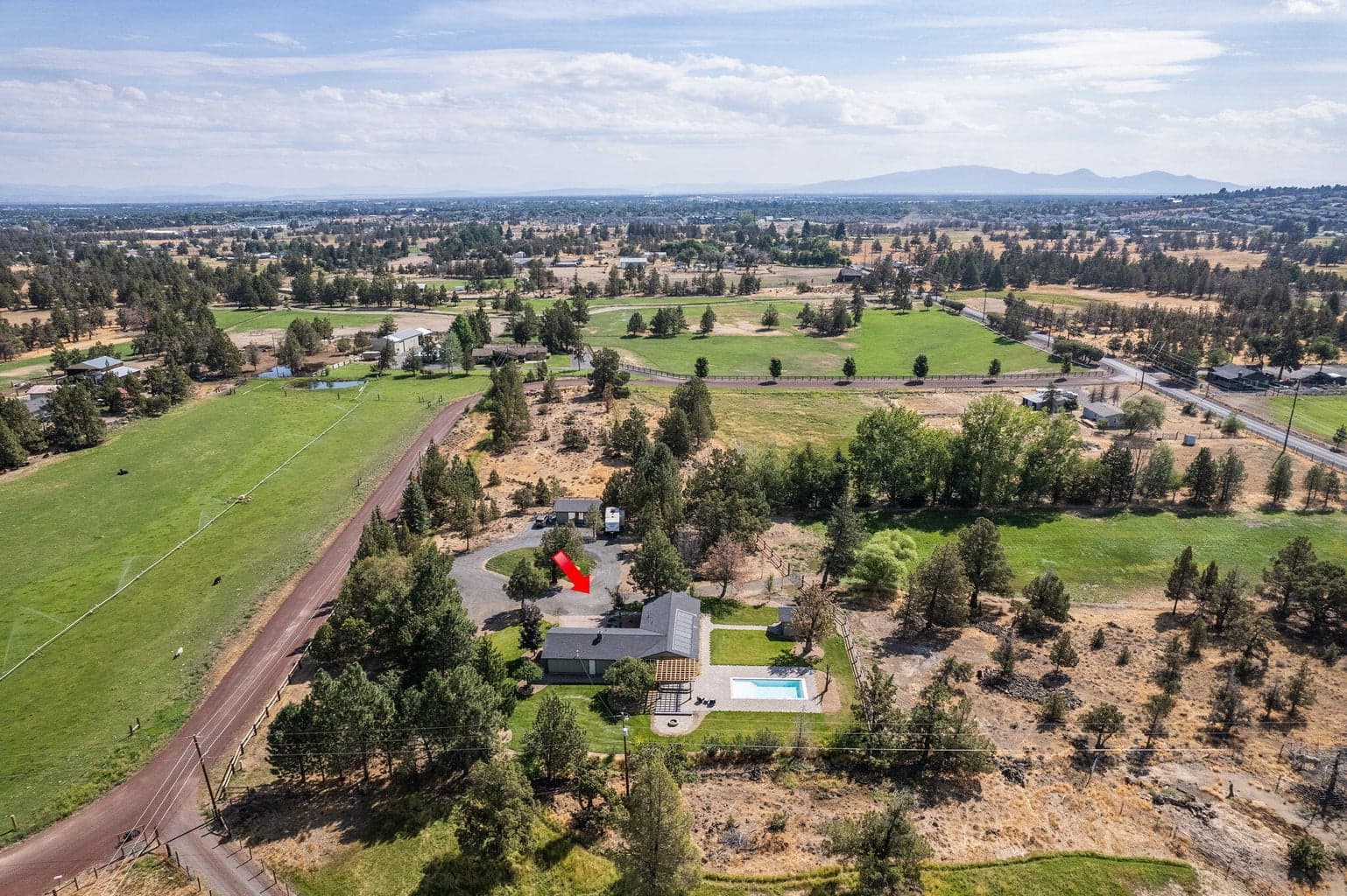 Photo of 5250 SW Metolius Avenue 43 of 85