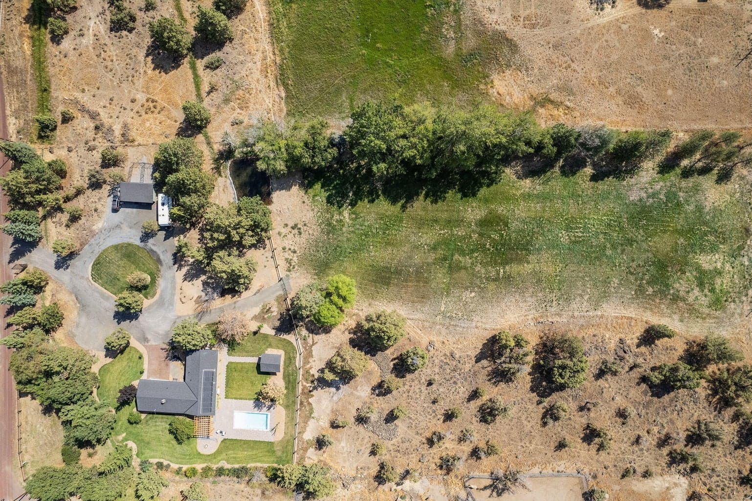 Photo of 5250 SW Metolius Avenue 44 of 85