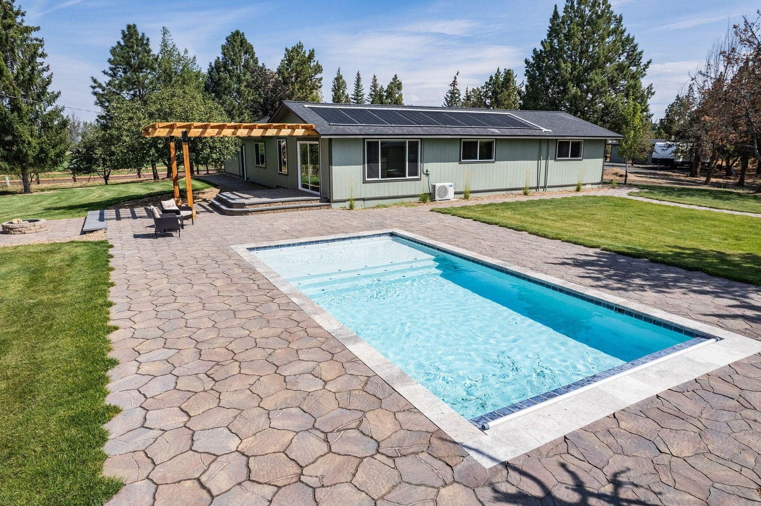 Photo of 5250 SW Metolius Avenue 50 of 85