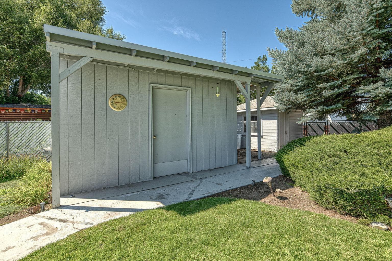 Photo of 549 NE Lookout Avenue 38 of 45