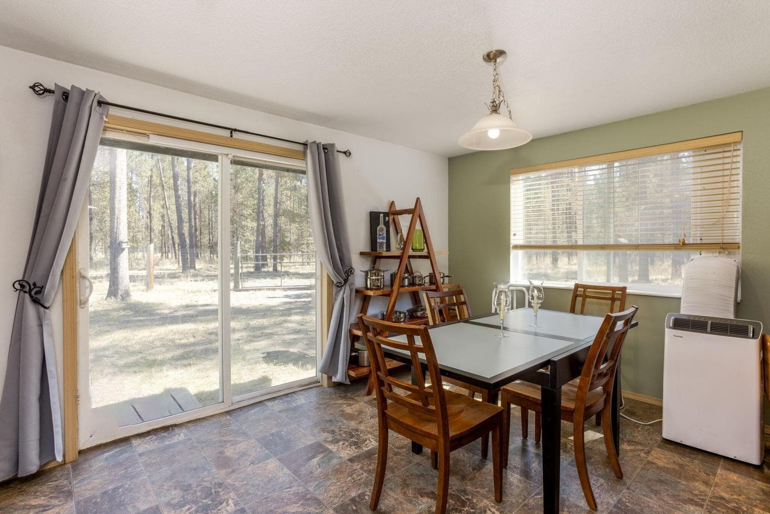 Photo of 16320 Paulina View Road 8 of 38