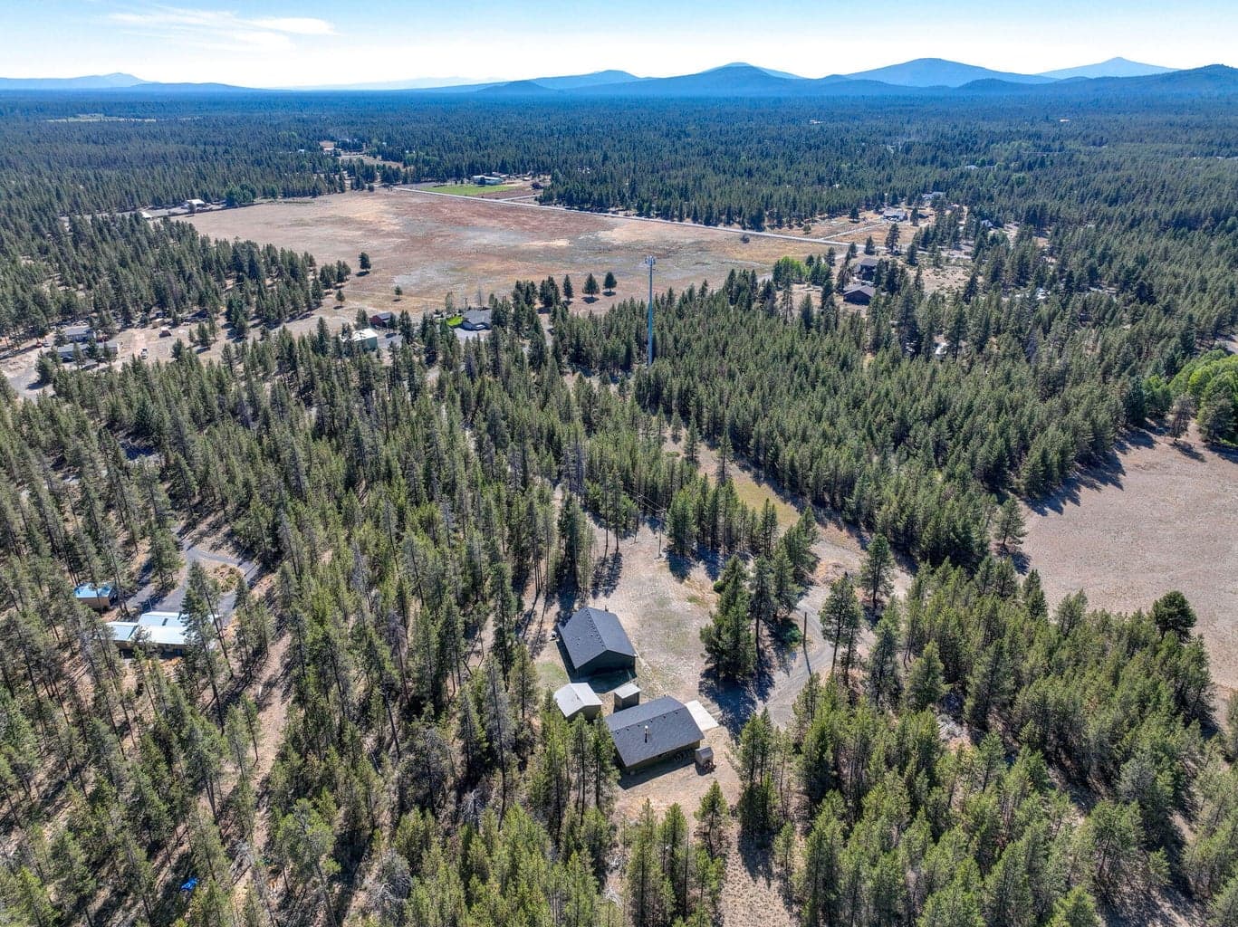 Photo of 16320 Paulina View Road 34 of 38