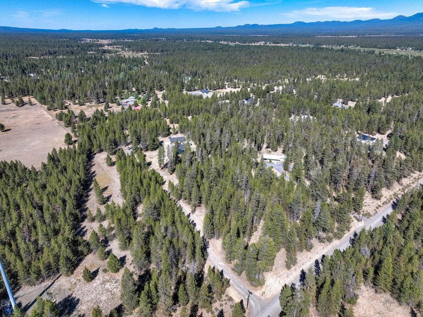 Photo of 16320 Paulina View Road 35 of 38