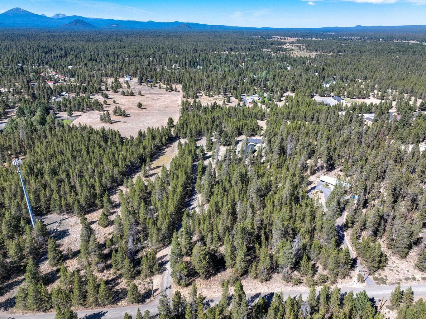 Photo of 16320 Paulina View Road 37 of 38
