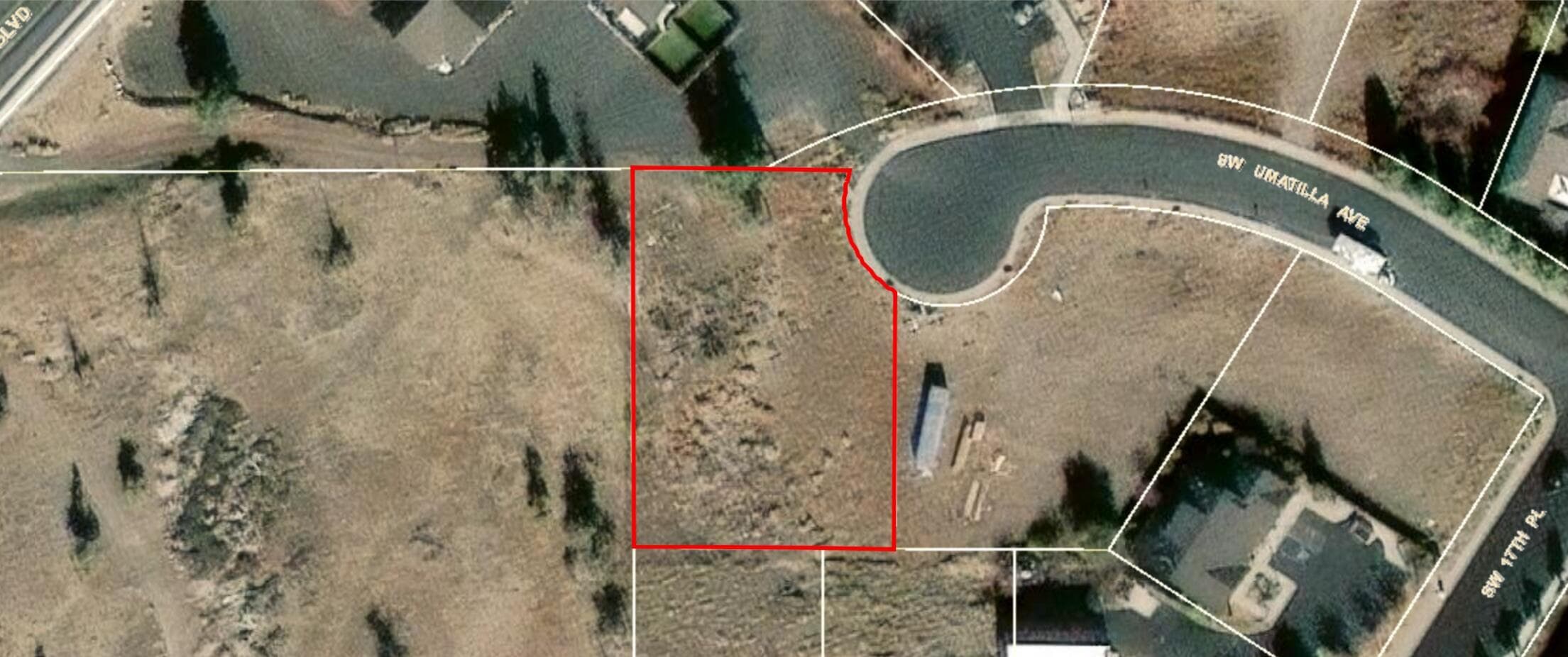 Photo of 1780 Umatilla 1 of 3