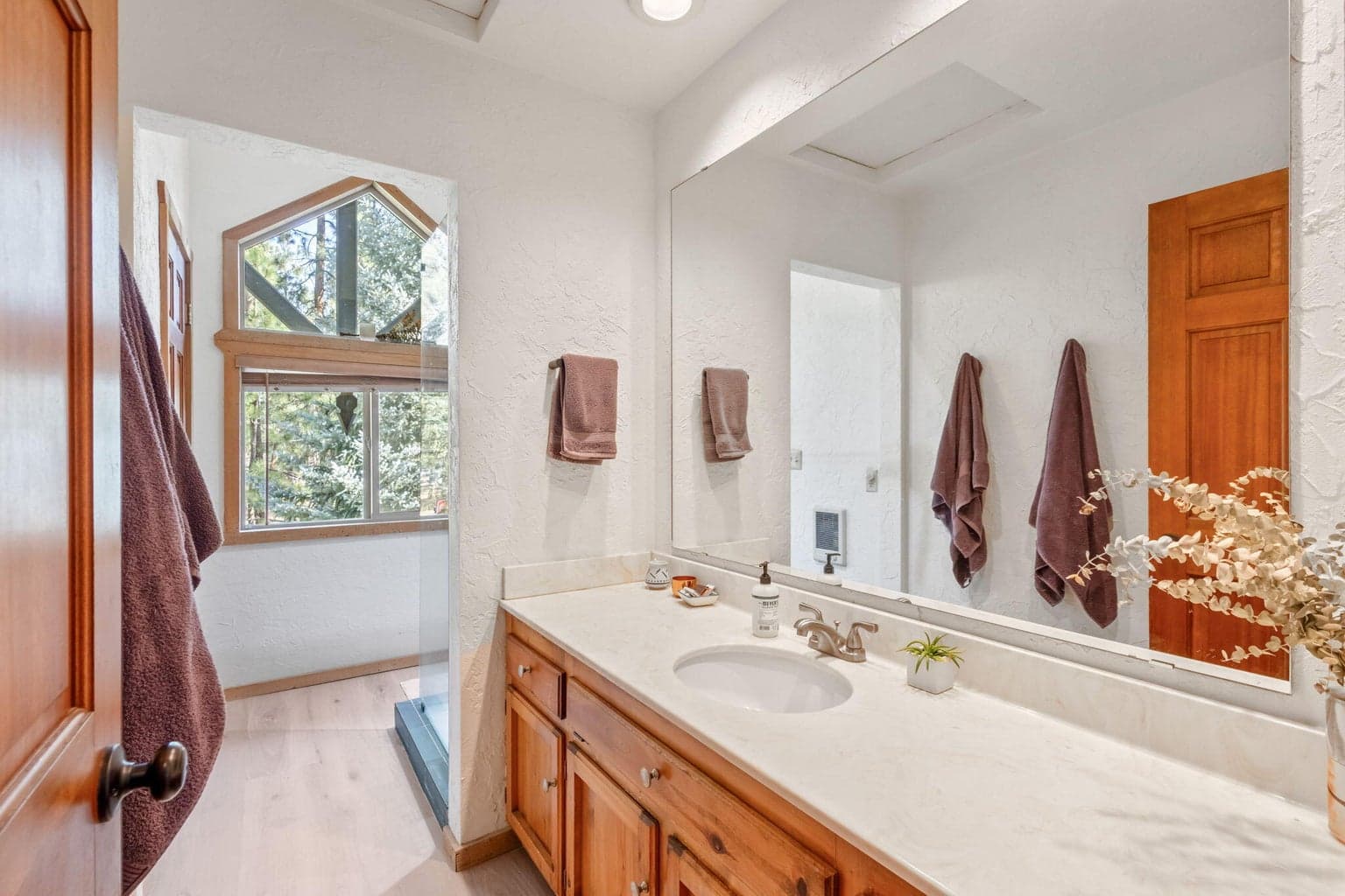 Photo of 14973 Buggy Whip 24 of 47