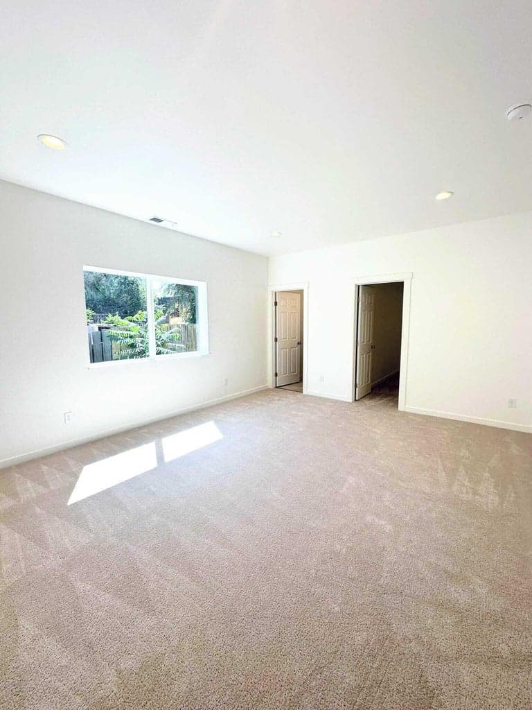 Photo of 400 SE 8th Street 11 of 18