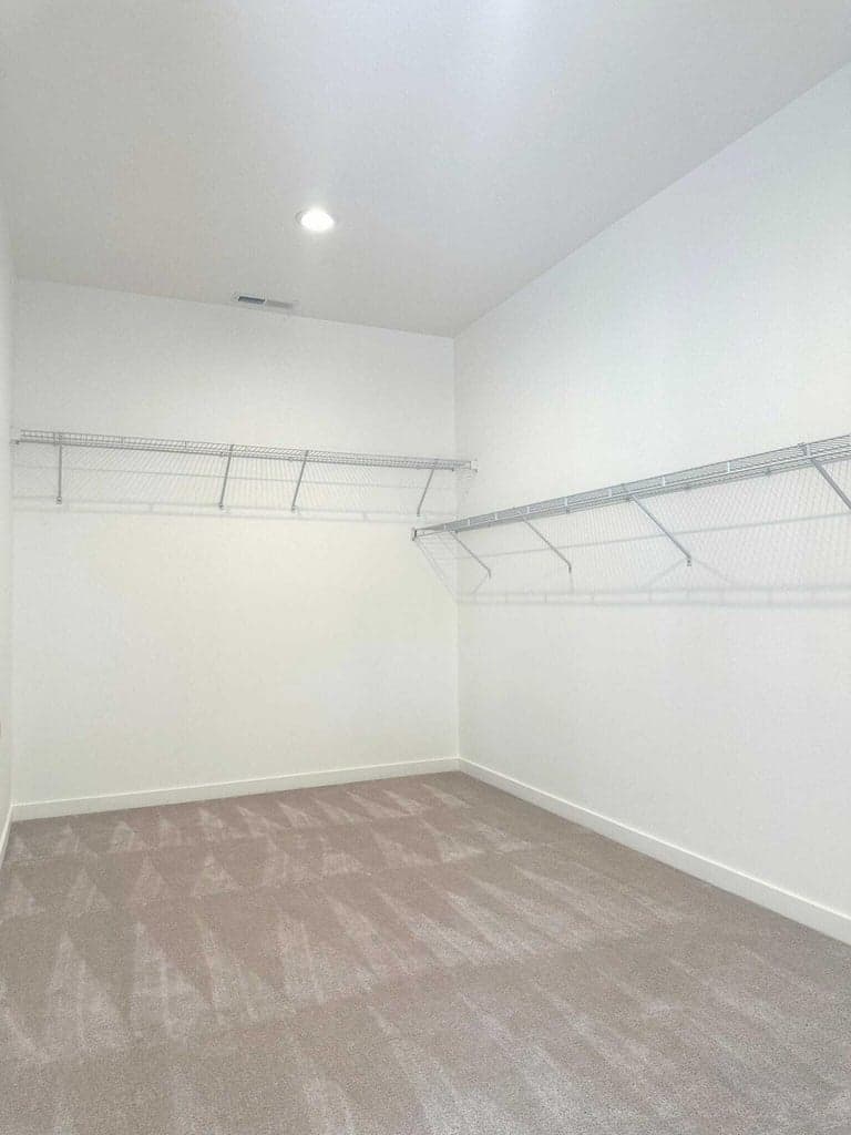 Photo of 400 SE 8th Street 14 of 18