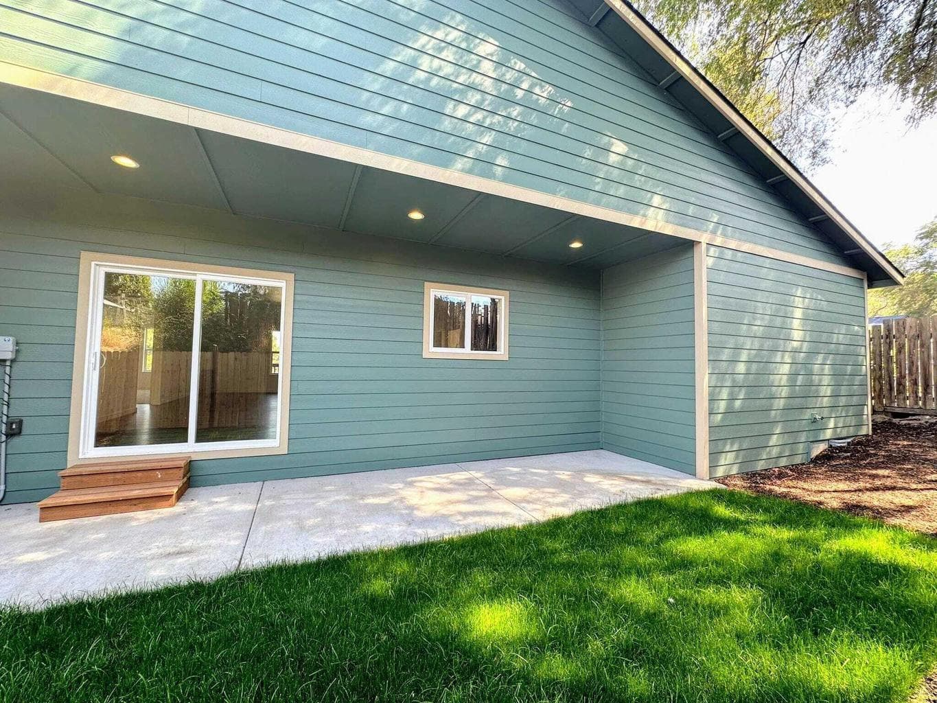Photo of 400 SE 8th Street 18 of 18