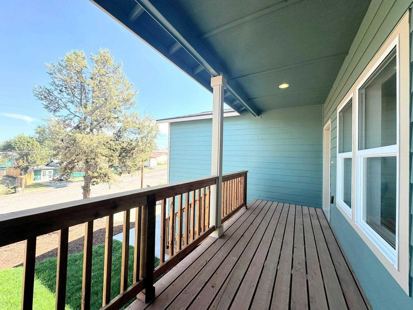 Photo of 400 8th 3 of 18