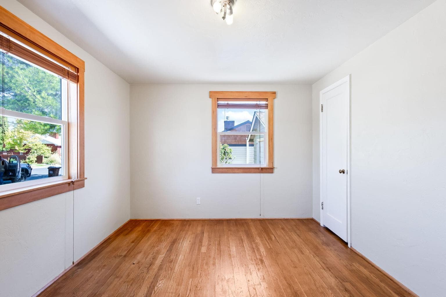 Photo of 1270 NE Ochoco Avenue 14 of 15
