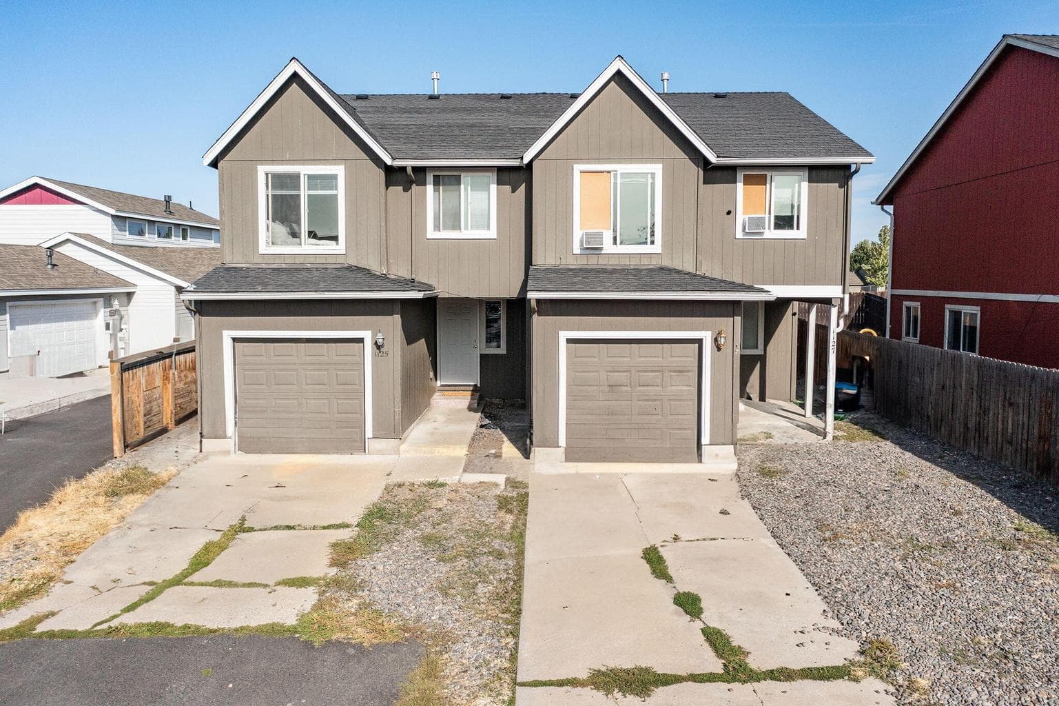 Photo of 1125 27th 2 of 40