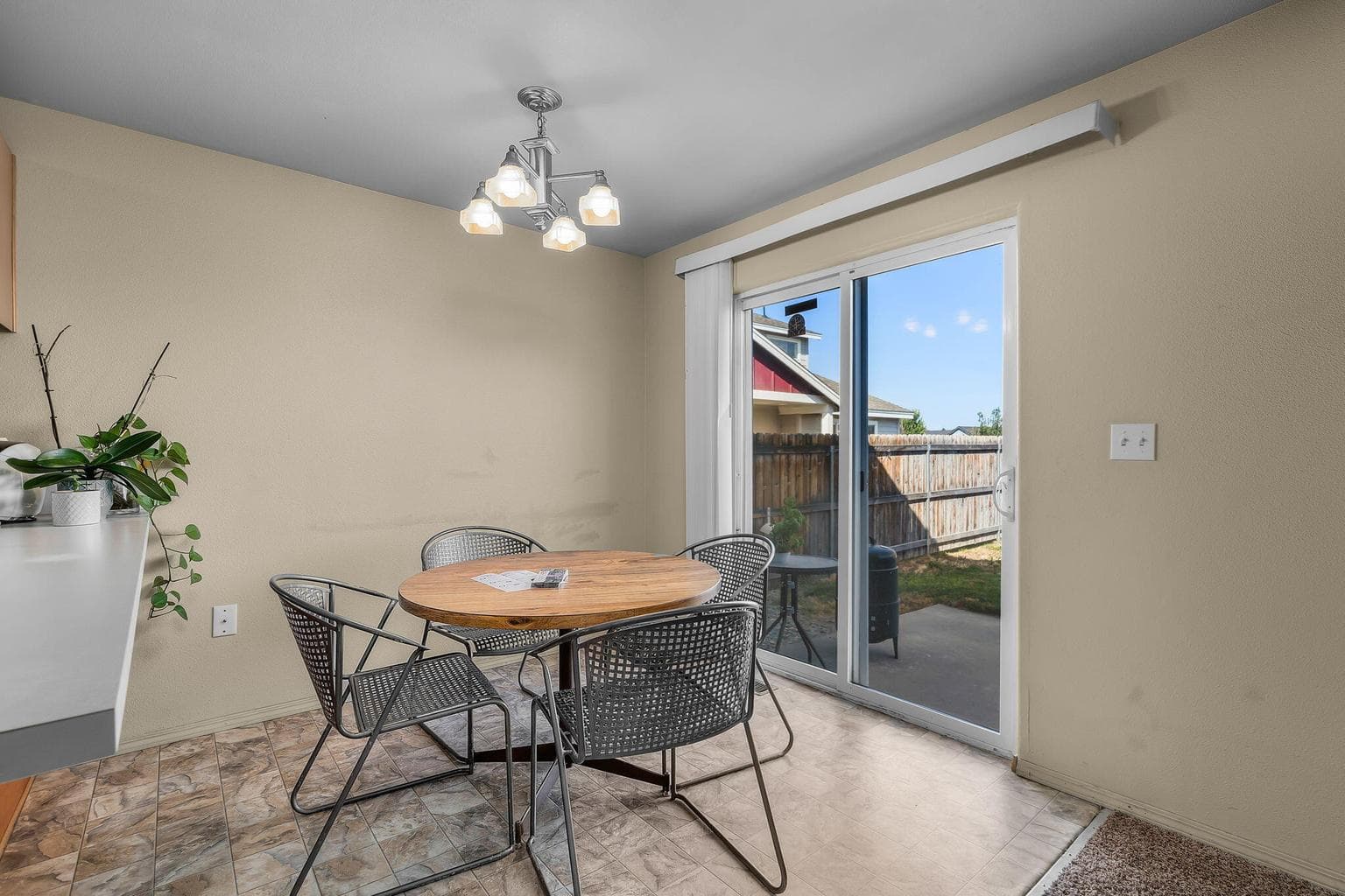 Photo of 1125 SW 27th Street 17 of 40