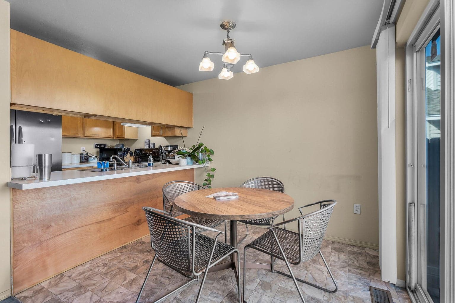 Photo of 1125 SW 27th Street 18 of 40